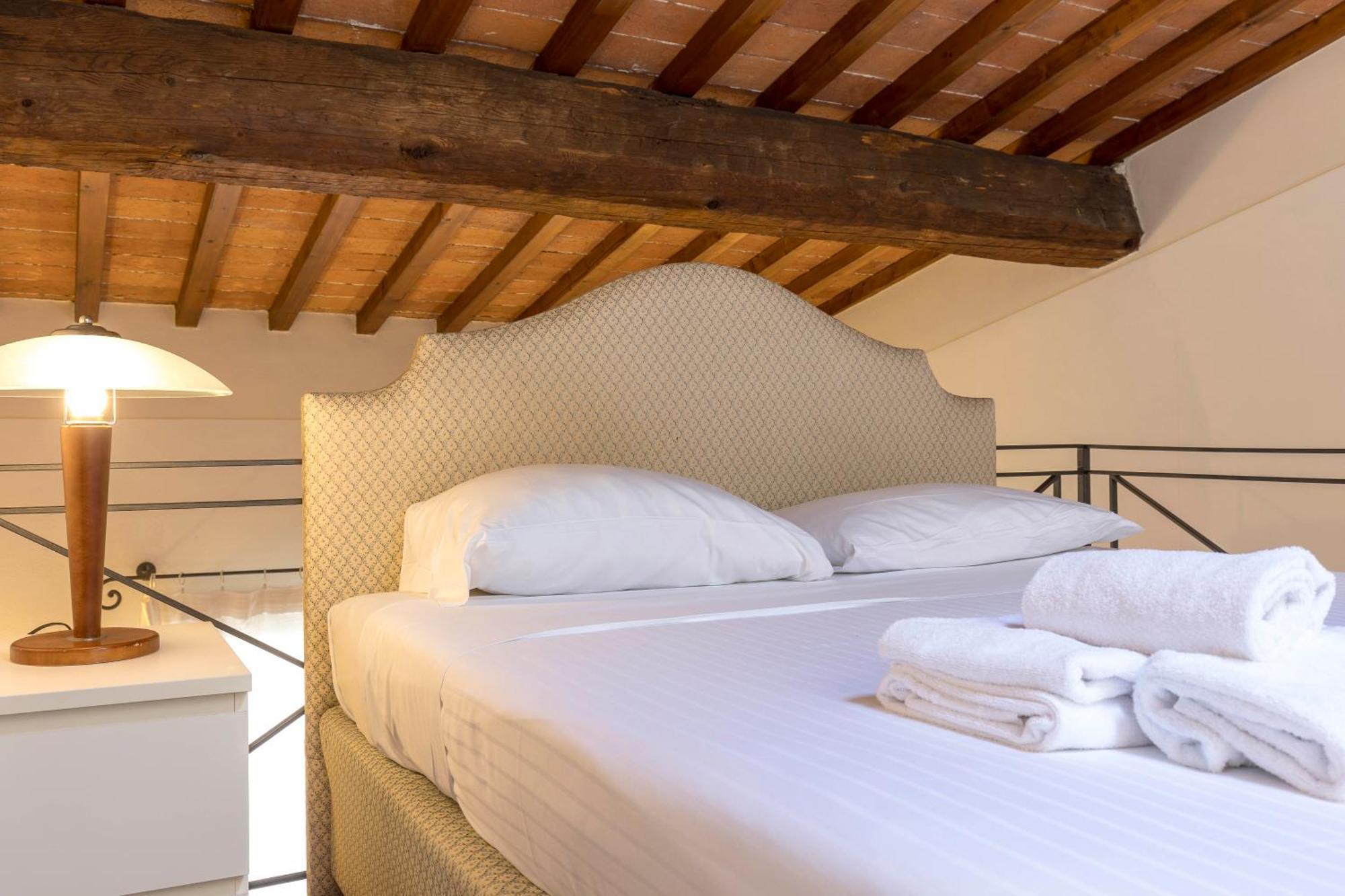 Apartamento Santa Croce Cozy Duplex
